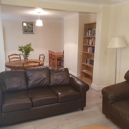 Elegant House 10 Minutes Walk To Wembley Stadium Βίλα Λονδίνο Εξωτερικό φωτογραφία