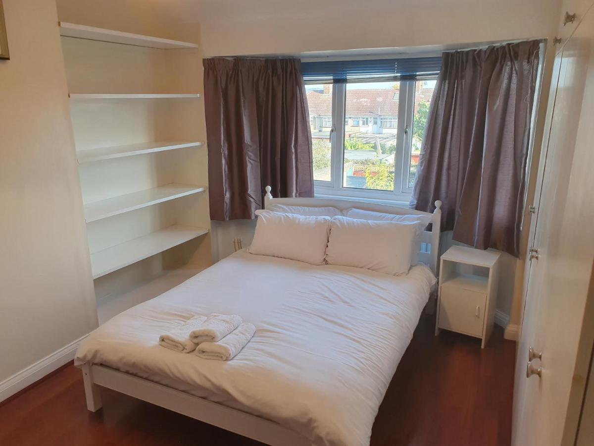 Elegant House 10 Minutes Walk To Wembley Stadium Βίλα Λονδίνο Εξωτερικό φωτογραφία